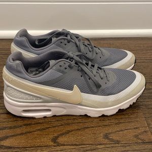 Gray Nike Air Max Women’s Sneakers - size 9